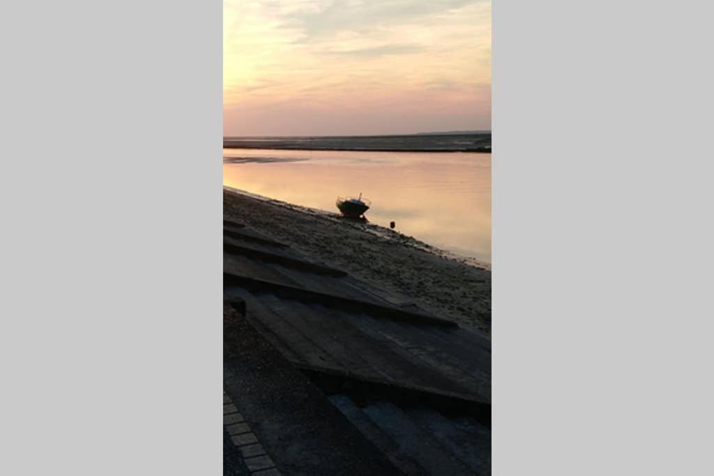 Gite A Bon Port Abbeville 5 Personnes Exteriér fotografie